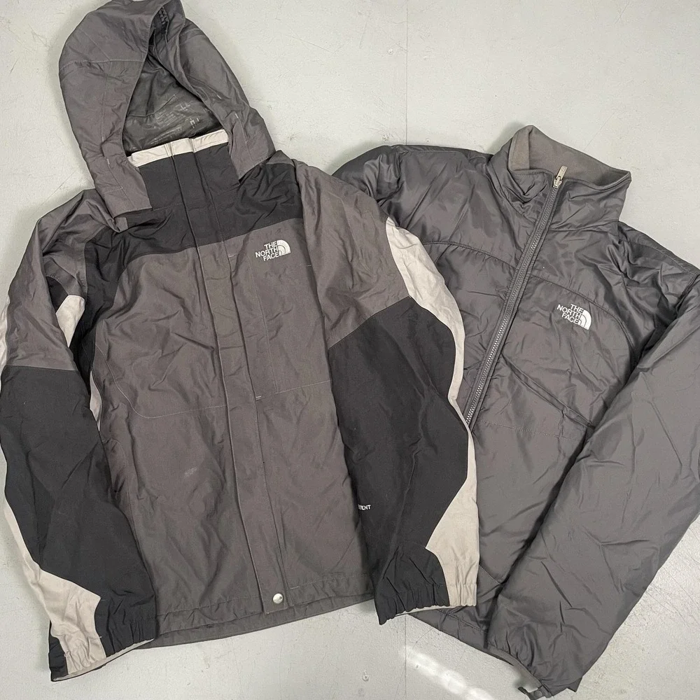 The North Face HyVent 3-in-1 Jacket Mens Medium Gray Hooded Waterproof Ski Coat